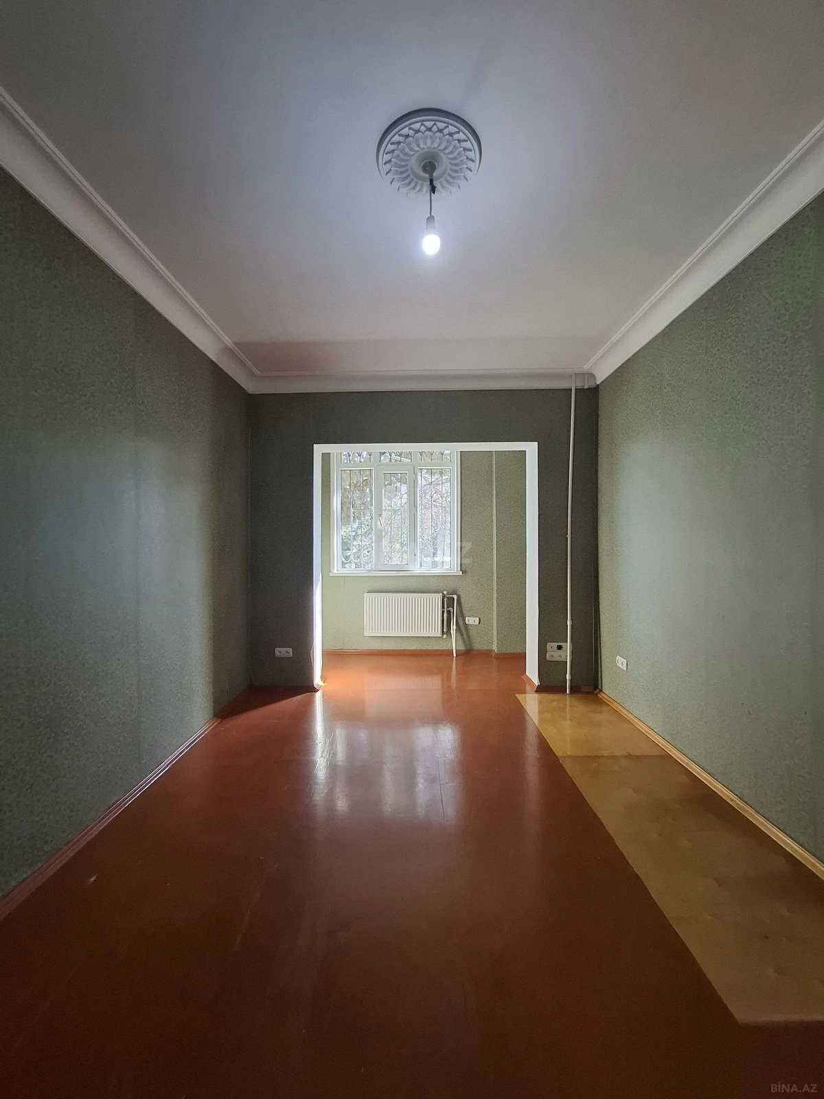 Kirayə verilir 2 otaqlı mənzil 65 m²