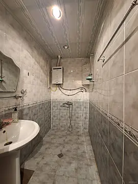 Kirayə verilir 2 otaqlı mənzil 65 m²