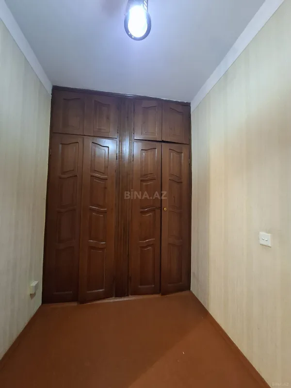 Kirayə verilir 2 otaqlı mənzil 65 m²