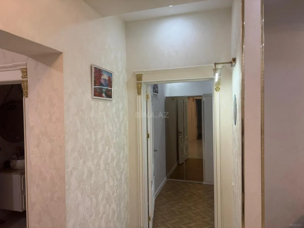 Satılır 3 otaqlı mənzil 100 m²