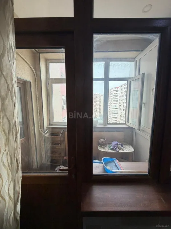 Satılır 3 otaqlı mənzil 124 m²