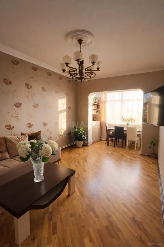 Satılır 3 otaqlı mənzil 92 m²