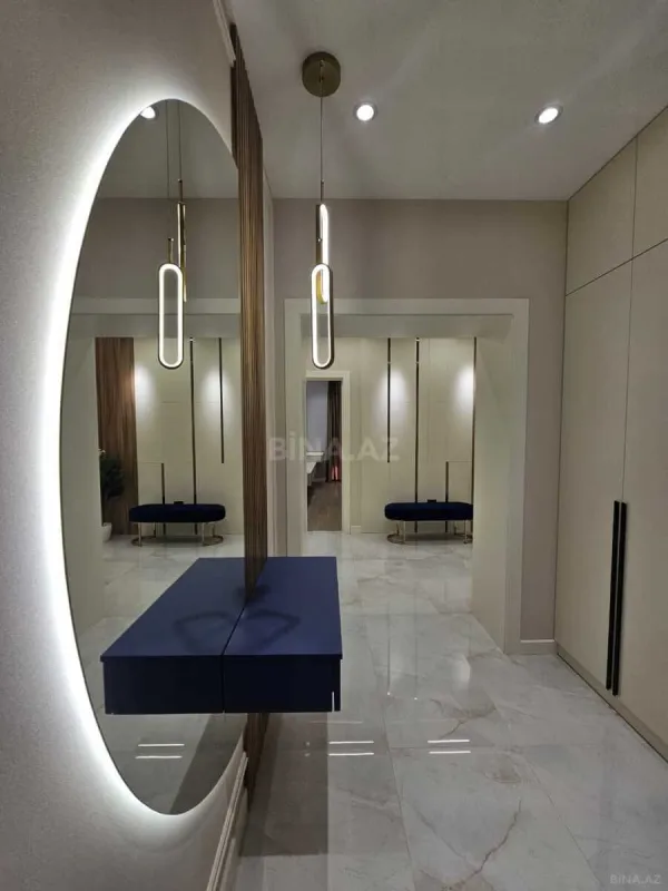 Satılır 3 otaqlı mənzil 109 m²