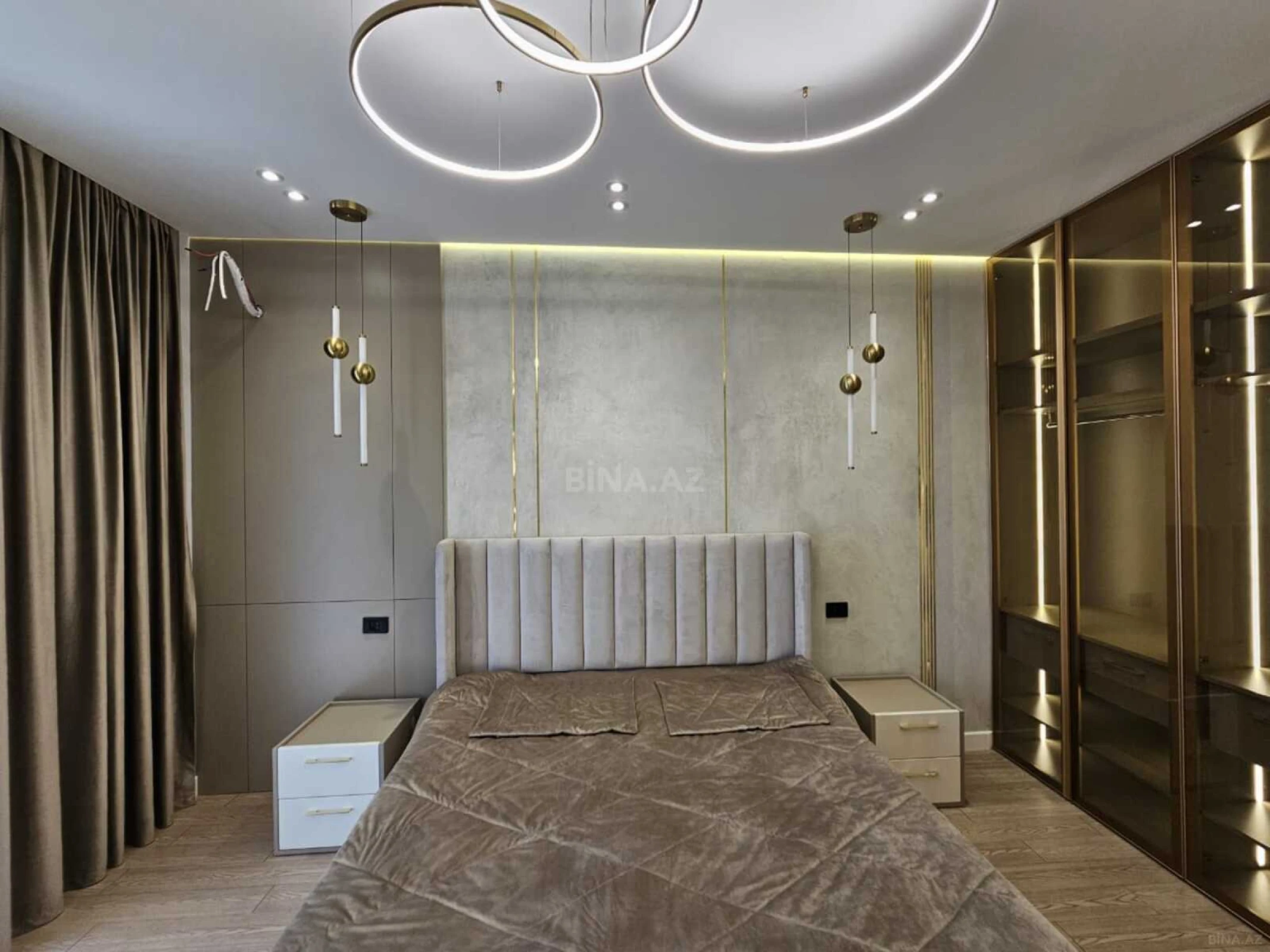 Satılır 3 otaqlı mənzil 109 m²