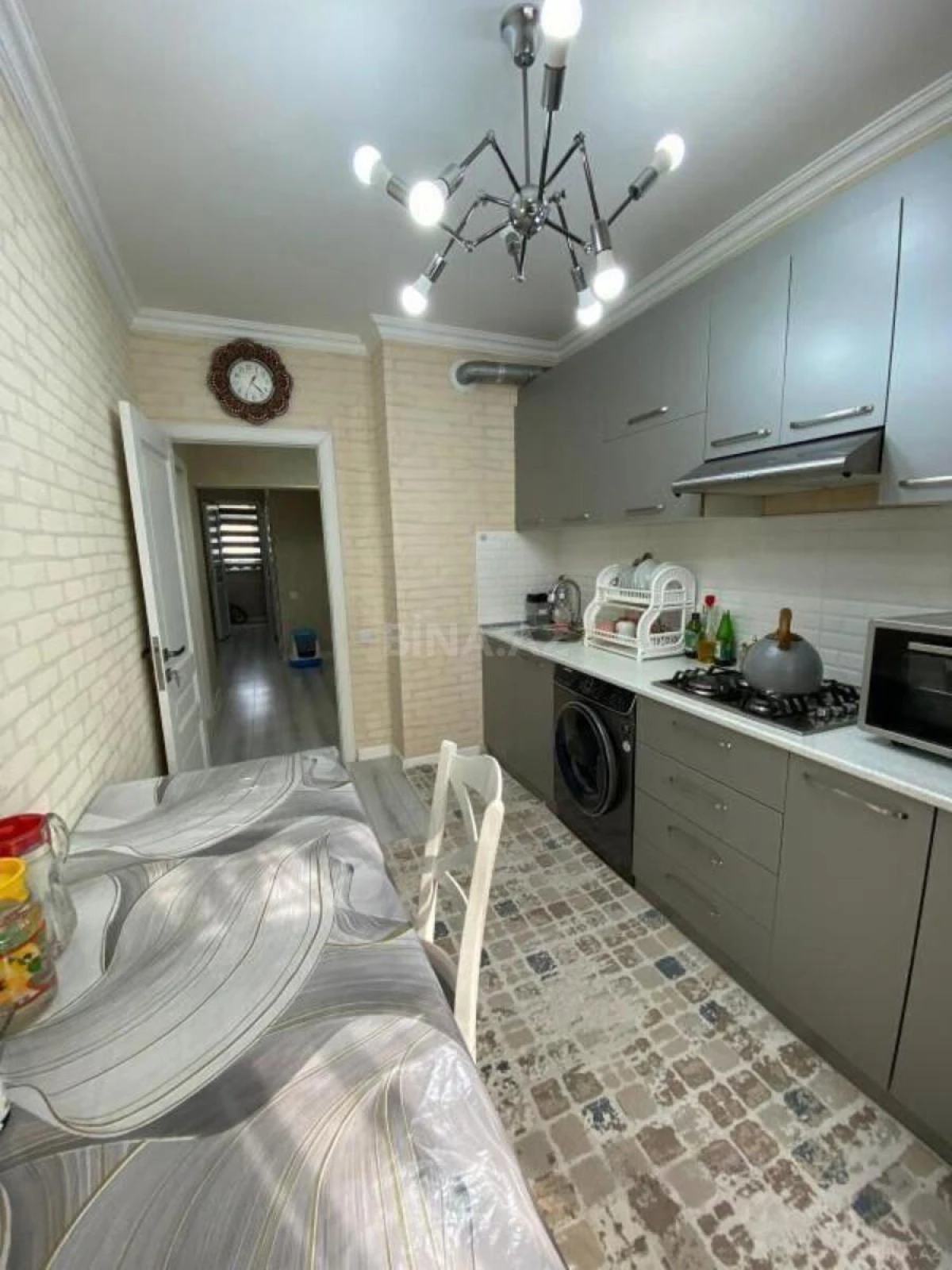 Satılır 4 otaqlı mənzil 95 m²