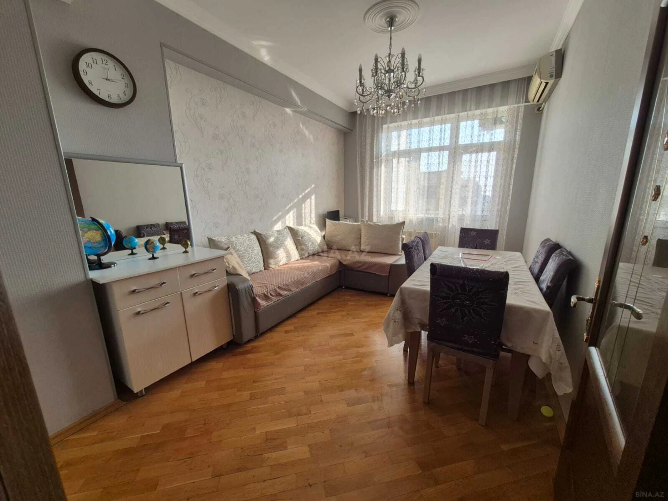Satılır 2 otaqlı mənzil 62 m²