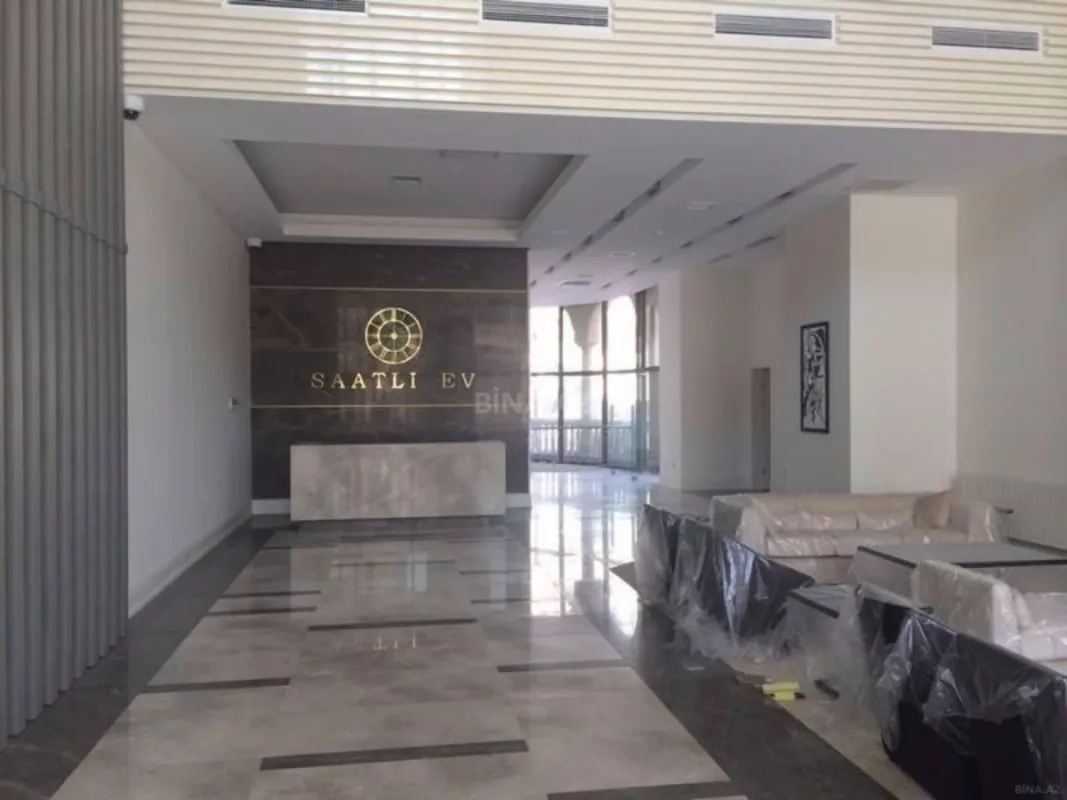 Satılır 4 otaqlı mənzil 210 m²