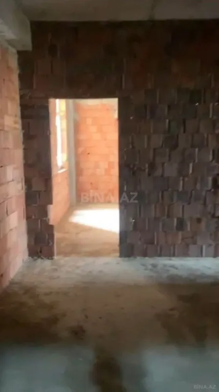 Satılır 2 otaqlı mənzil 95 m²