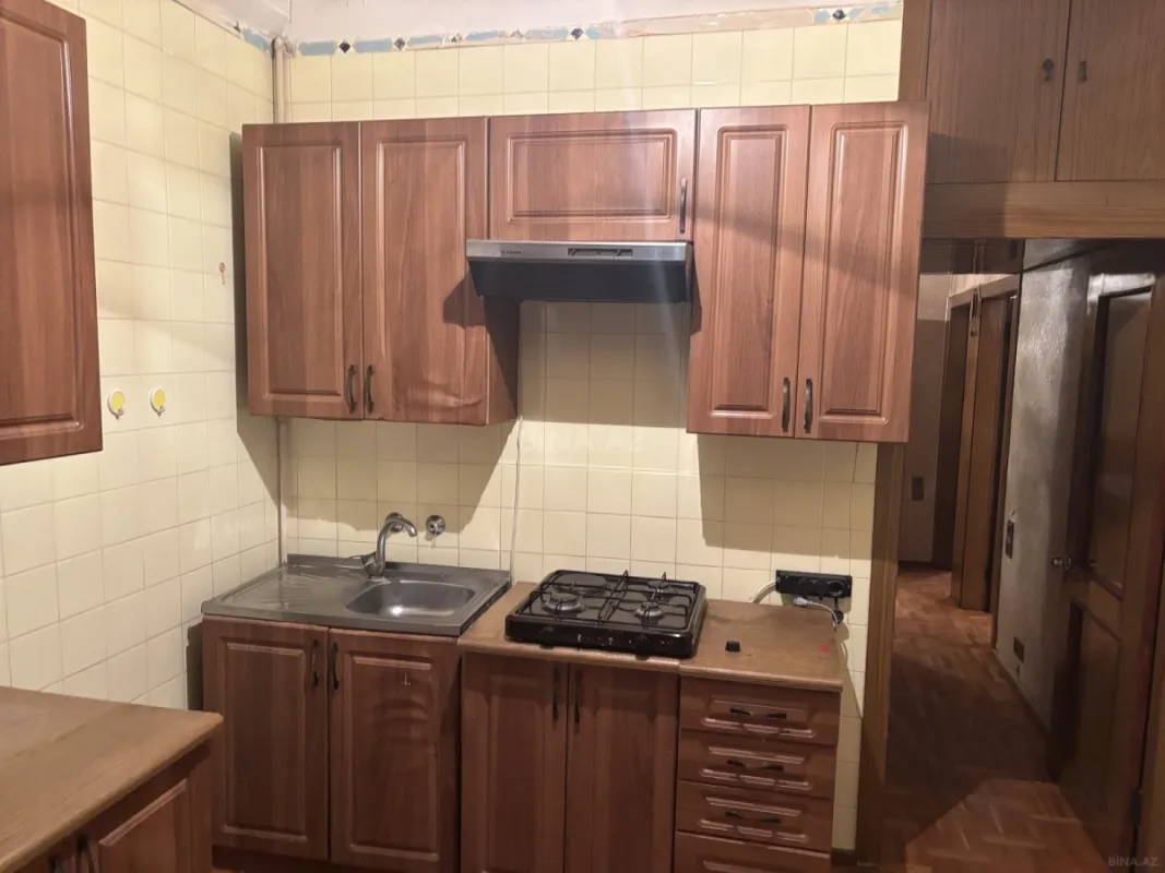 Kirayə verilir 4 otaqlı mənzil 88 m²