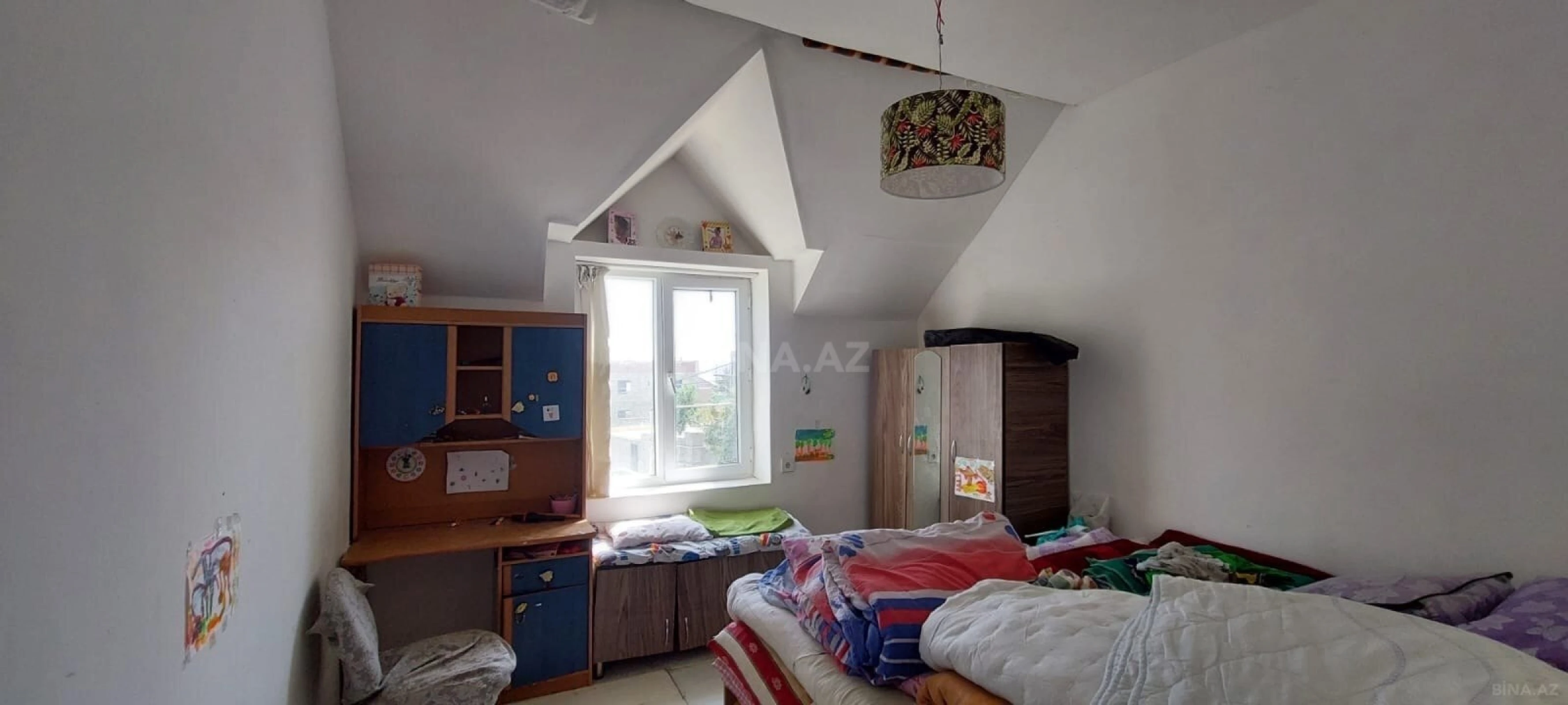 Satılır 5 otaqlı həyət evi 220 m²