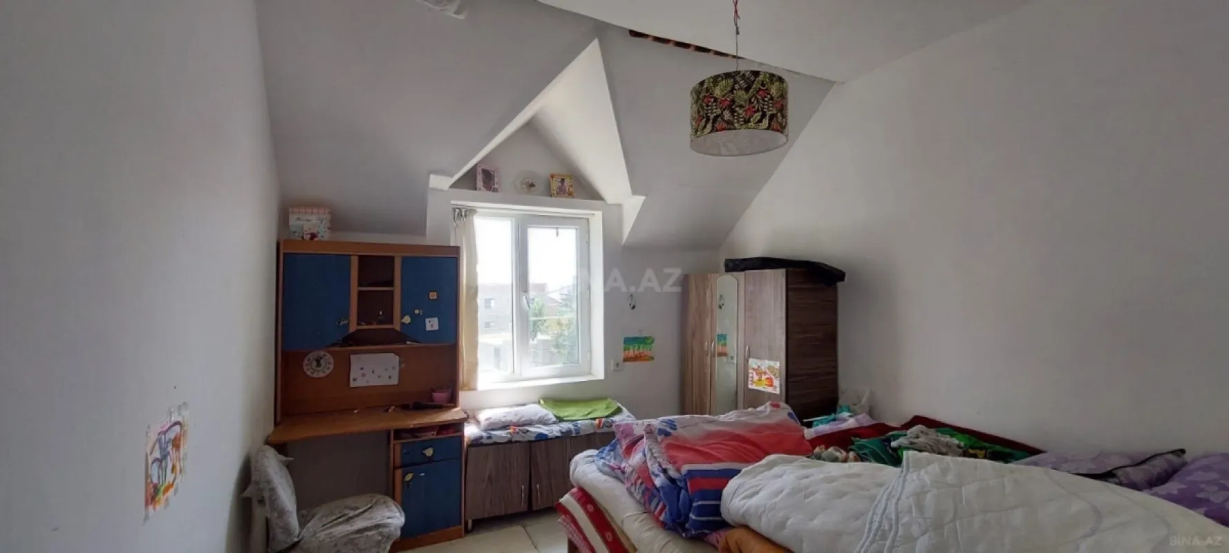 Satılır 5 otaqlı həyət evi 220 m²