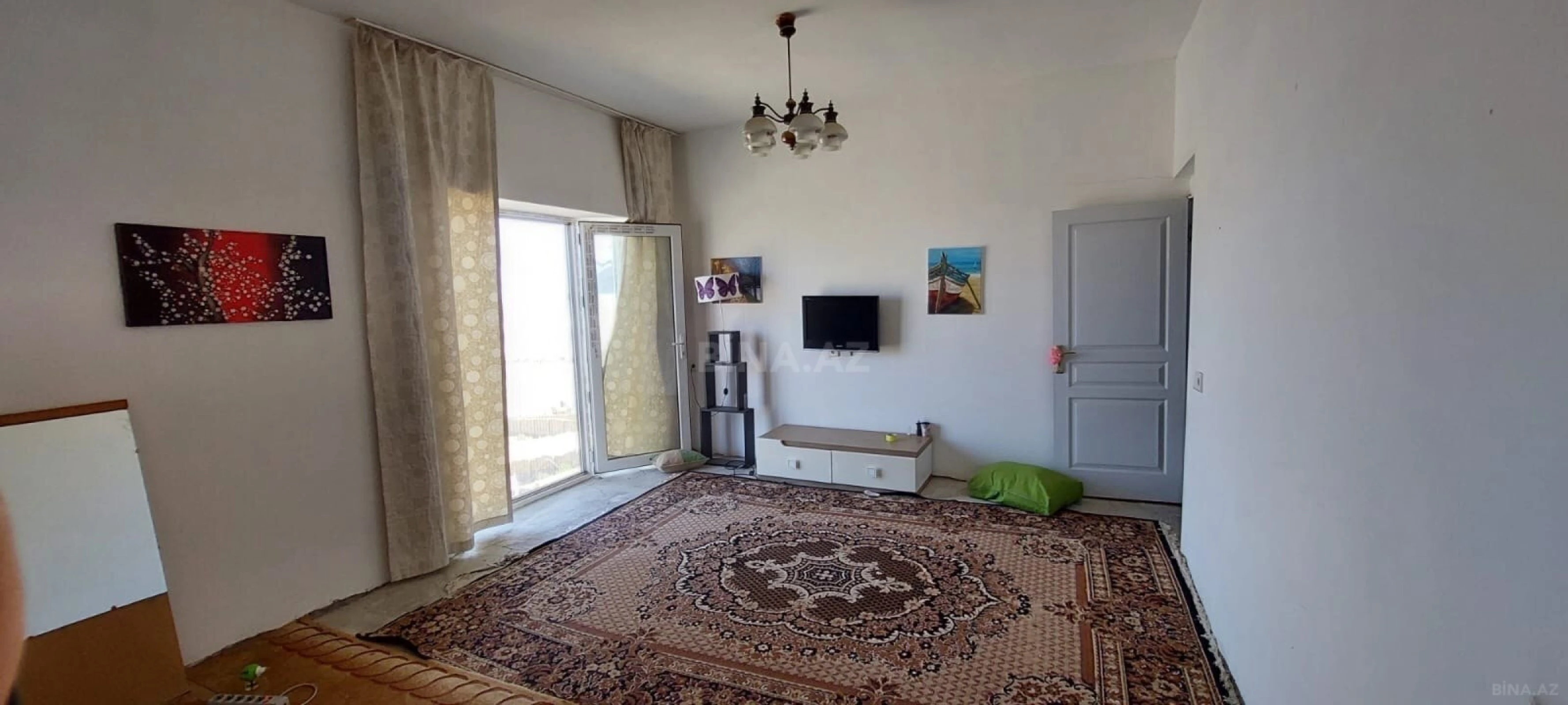 Satılır 5 otaqlı həyət evi 220 m²