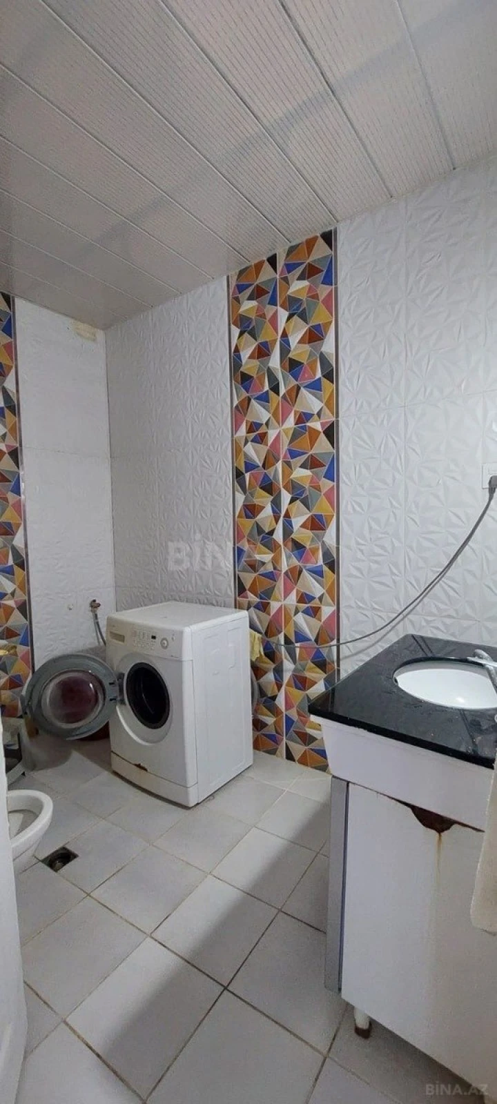 Satılır 5 otaqlı həyət evi 220 m²