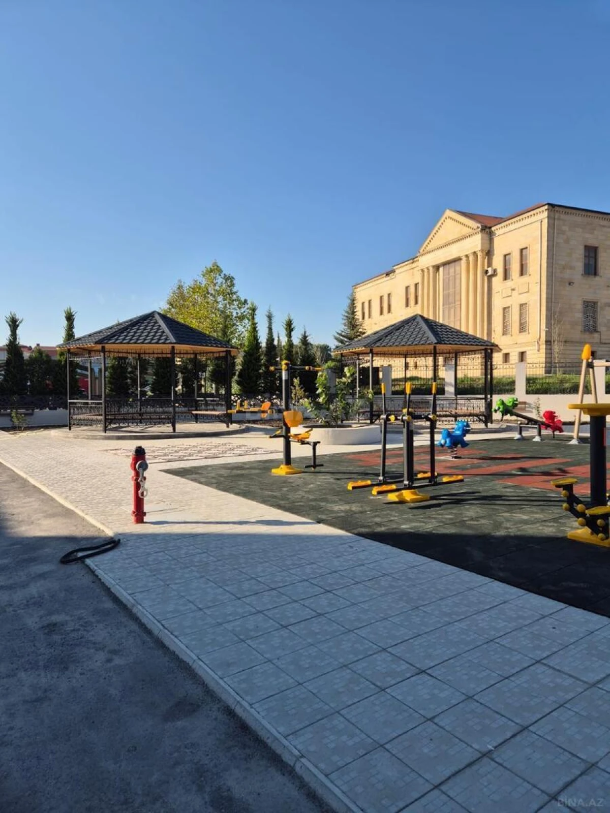 Satılır 1 otaqlı mənzil 48.4 m²