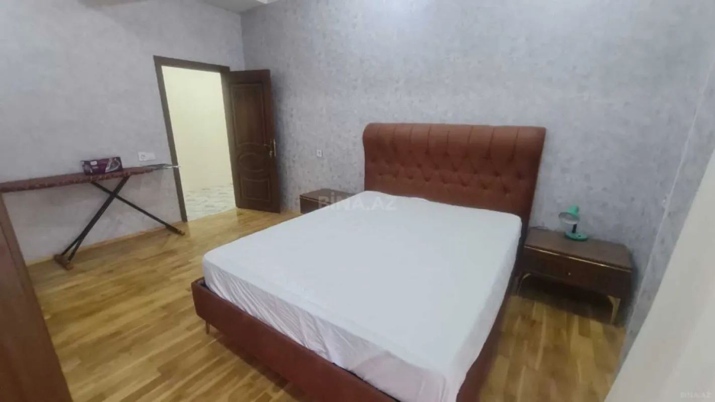 Kirayə verilir 2 otaqlı mənzil 90 m²