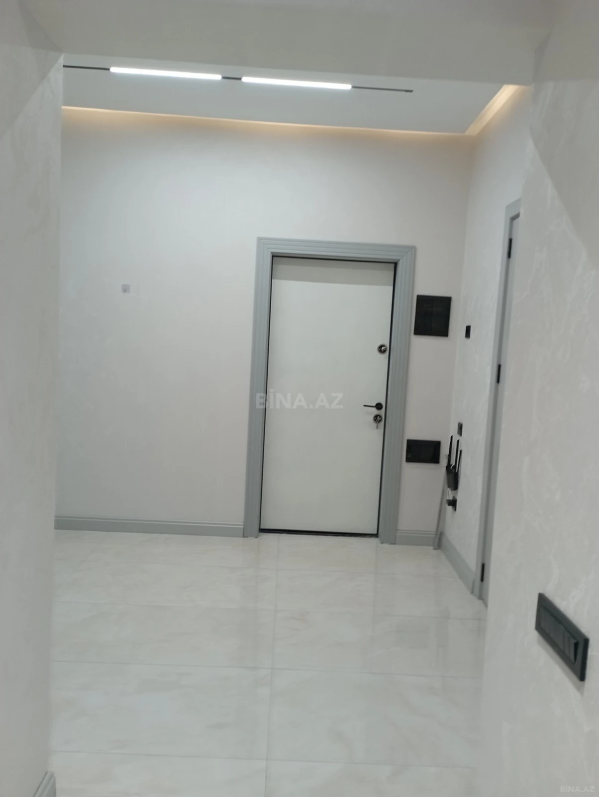 Kirayə verilir 2 otaqlı mənzil 74 m²