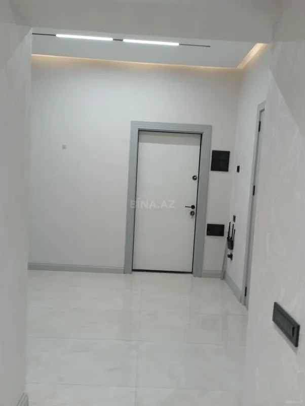 Kirayə verilir 2 otaqlı mənzil 74 m²