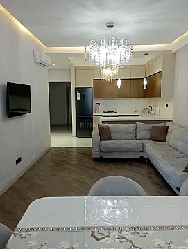 Kirayə verilir 2 otaqlı mənzil 74 m²
