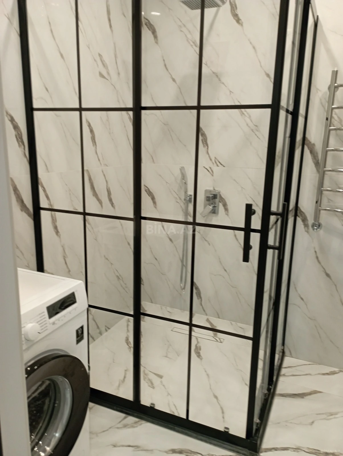 Kirayə verilir 2 otaqlı mənzil 74 m²