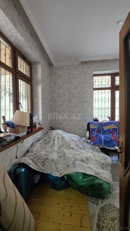 Satılır 4 otaqlı həyət evi 130 m²