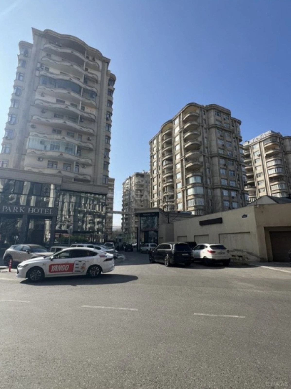 Satılır 2 otaqlı mənzil 68 m²