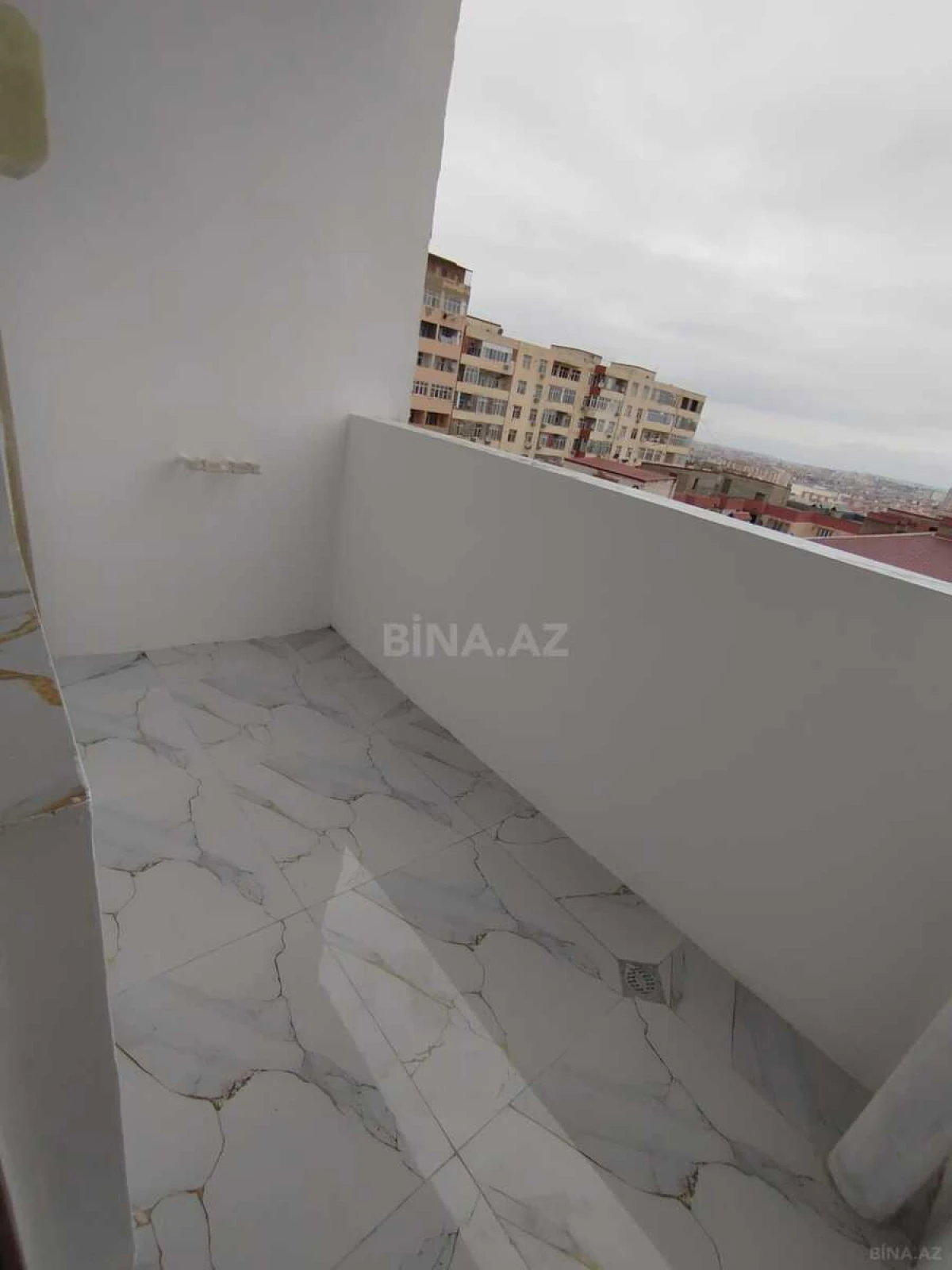 Satılır 3 otaqlı mənzil 90 m²