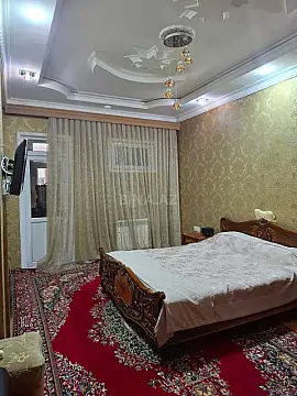 Satılır 3 otaqlı mənzil 137 m²