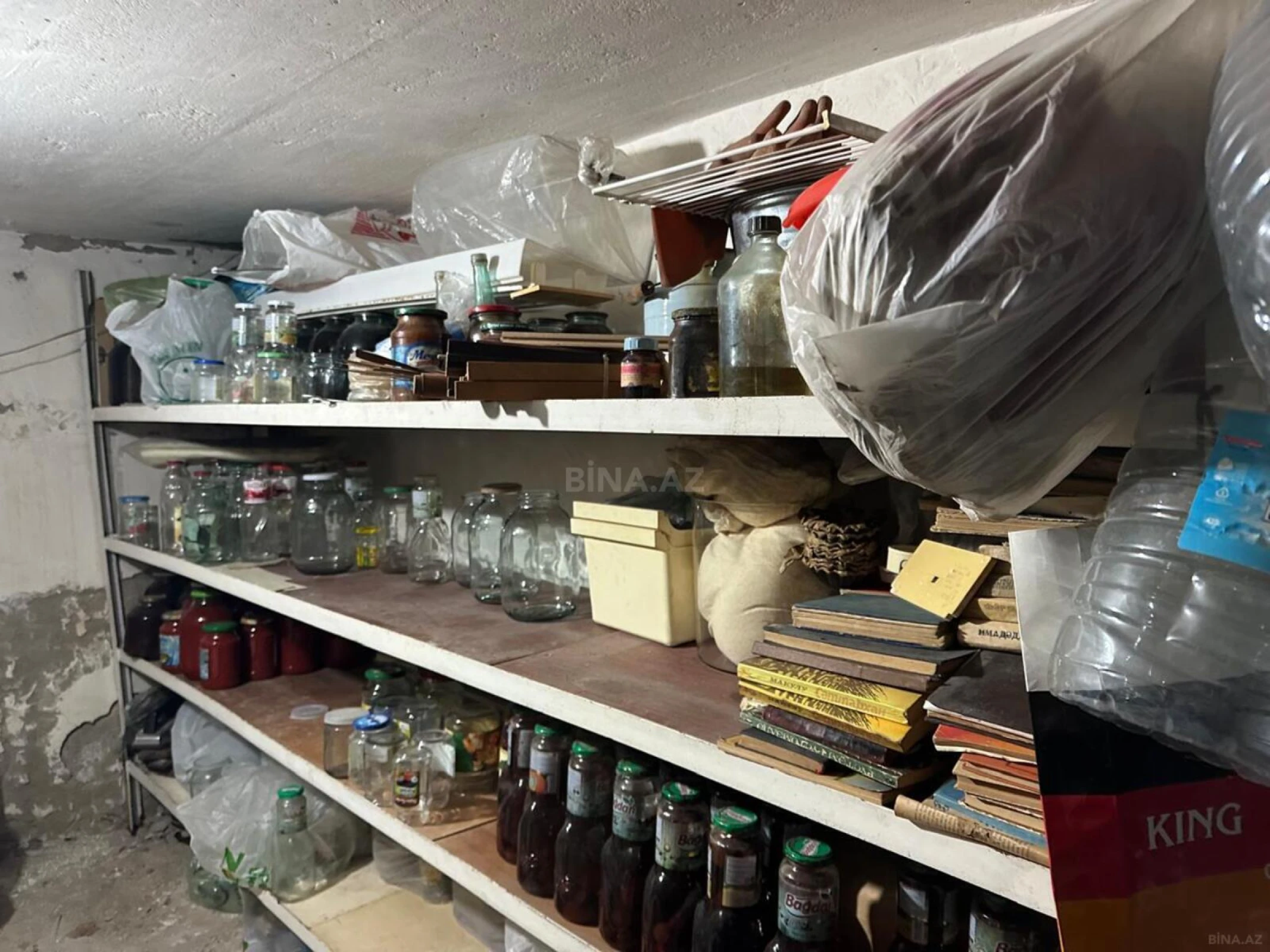 Satılır qaraj 28 m²