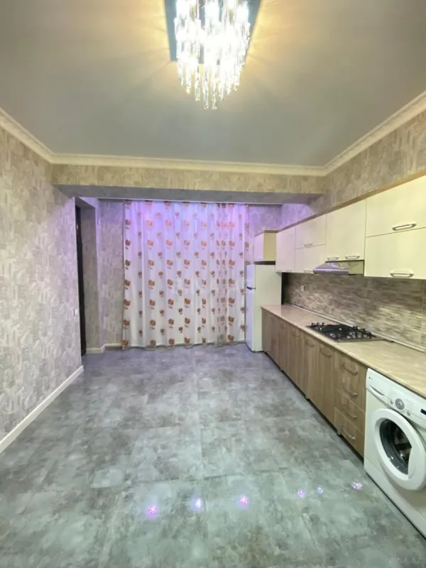Satılır 2 otaqlı mənzil 68 m²
