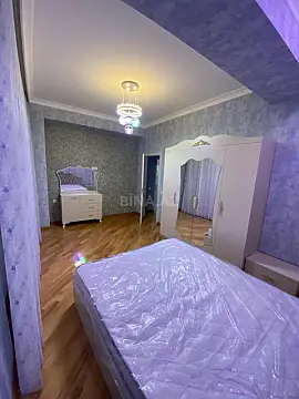 Satılır 2 otaqlı mənzil 68 m²