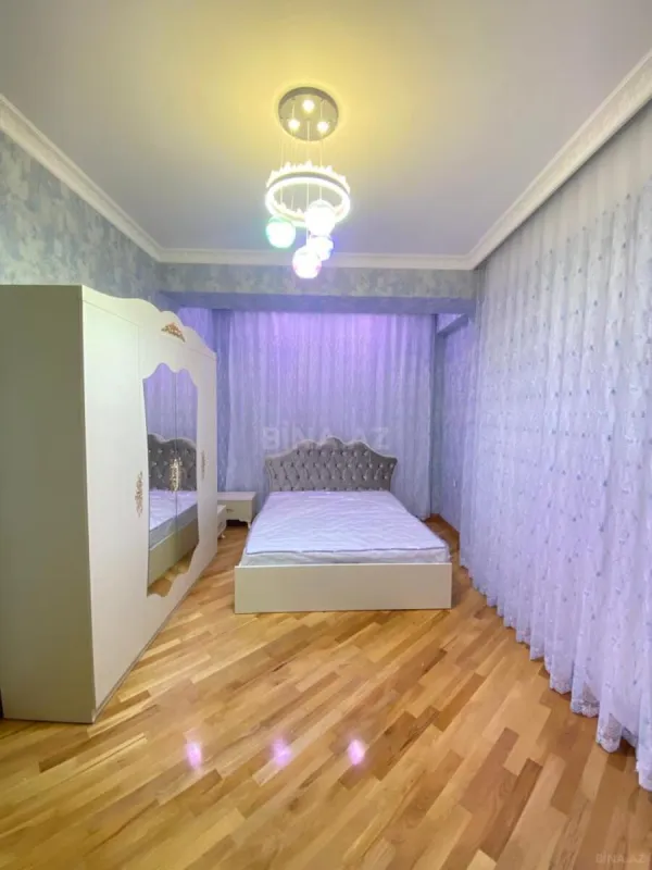 Satılır 2 otaqlı mənzil 68 m²