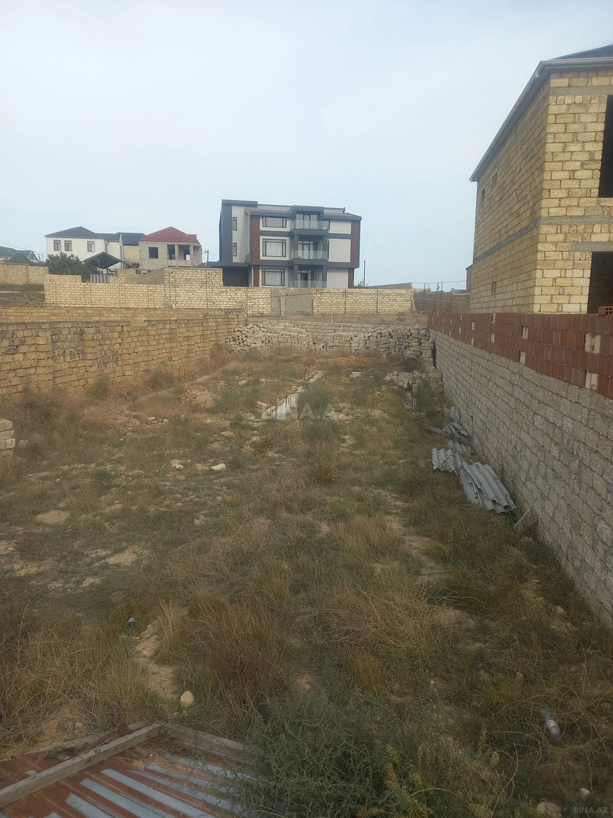 Satılır torpaq sahəsi 4 m²