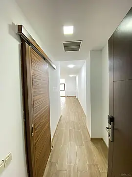 Kirayə verilir 1 otaqlı ofis 32 m²