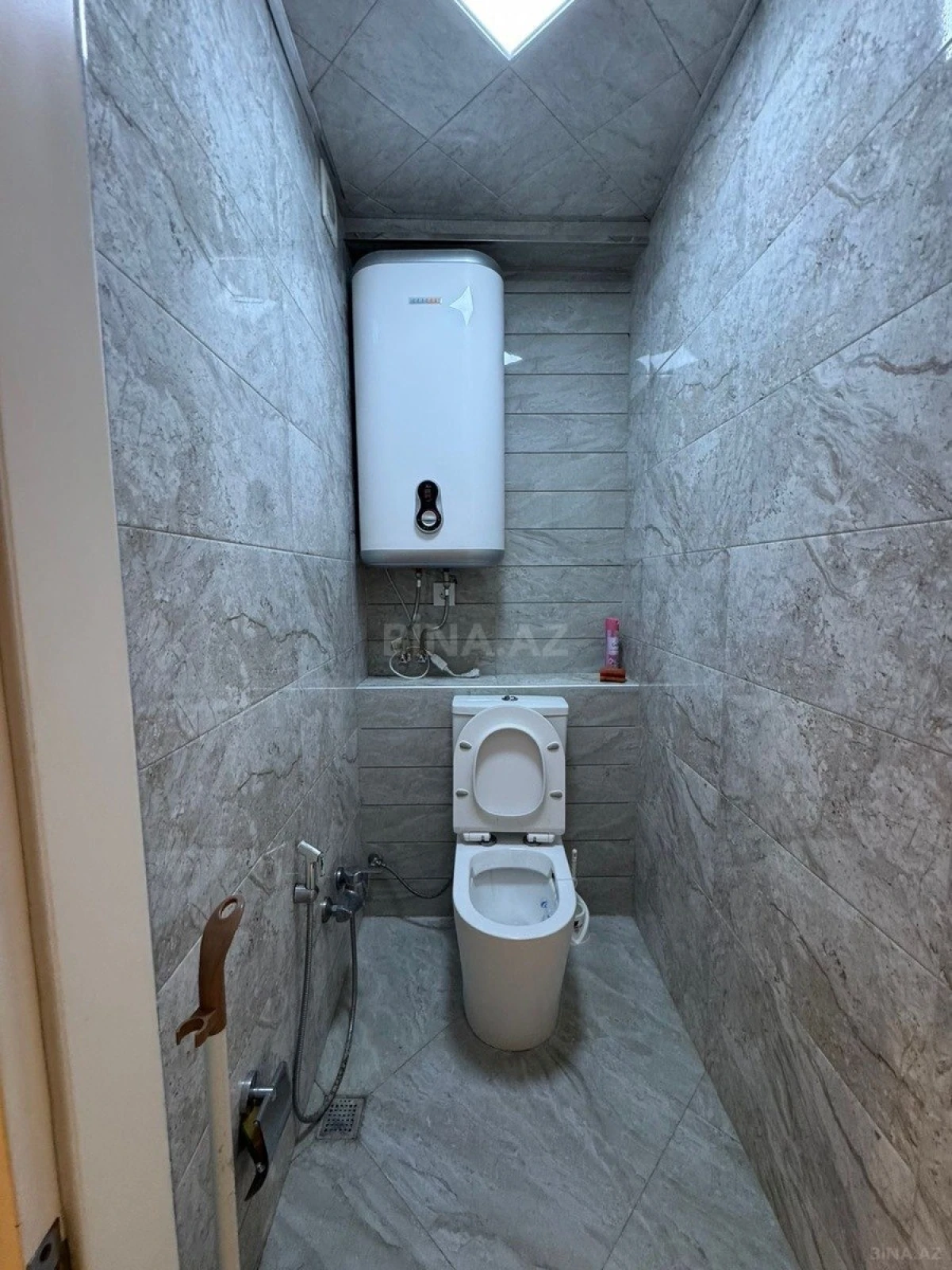 Satılır 2 otaqlı mənzil 66 m²