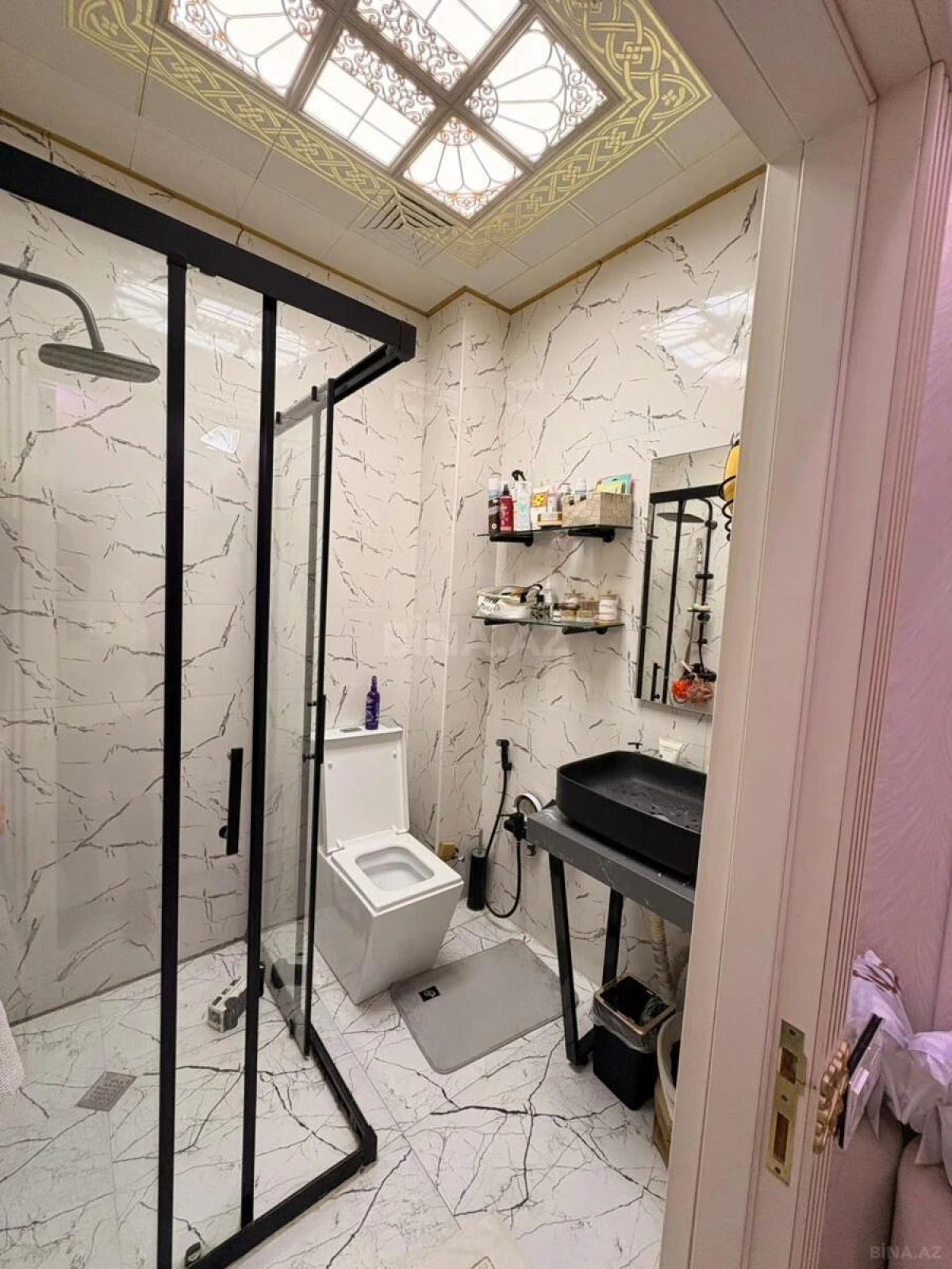 Satılır 2 otaqlı mənzil 65 m²