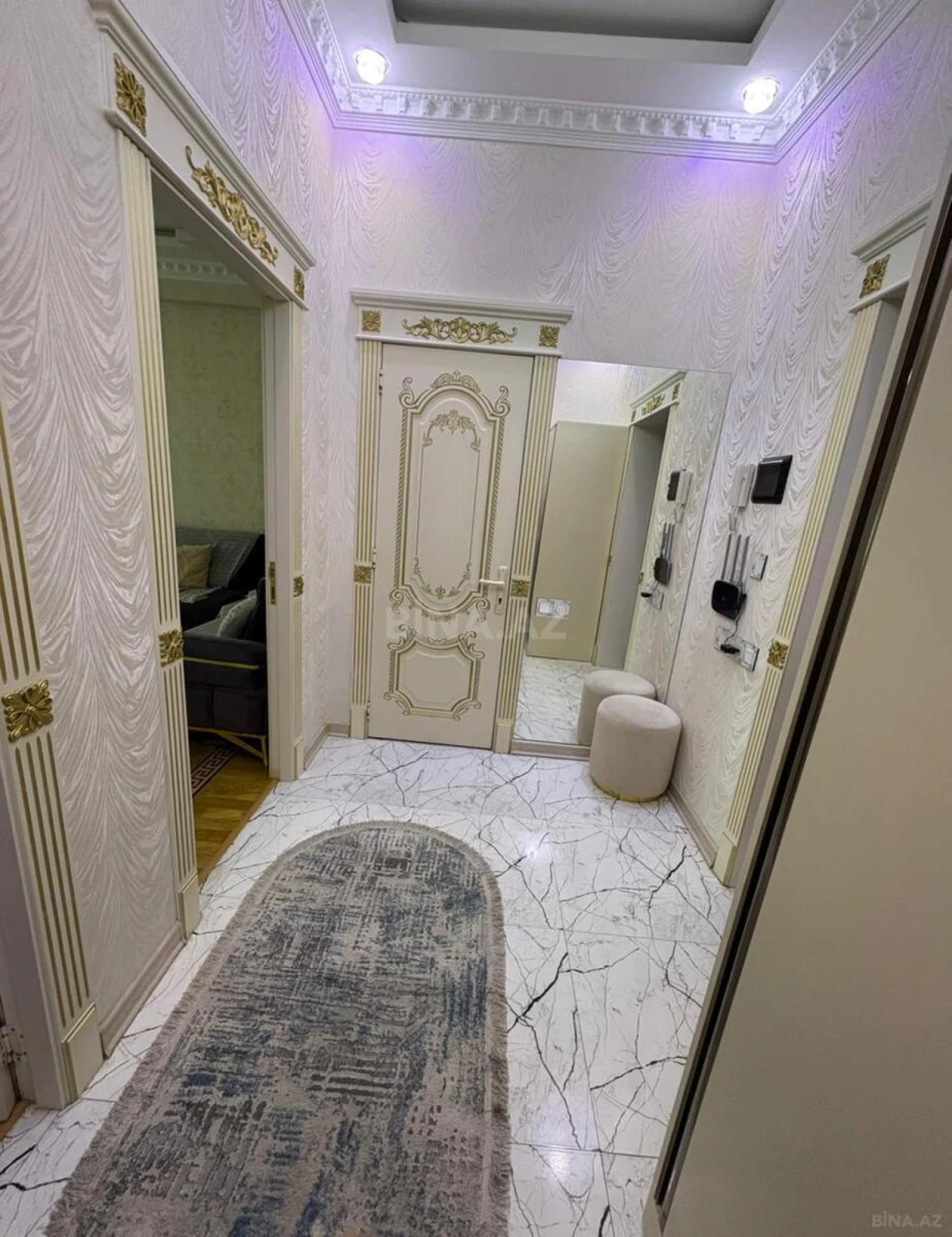 Satılır 2 otaqlı mənzil 65 m²