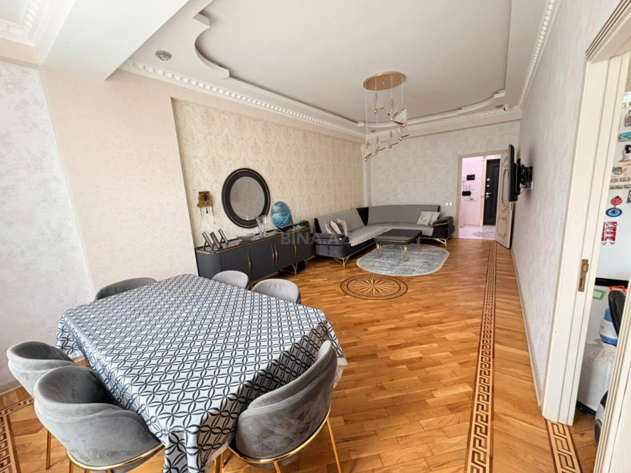 Satılır 2 otaqlı mənzil 65 m²