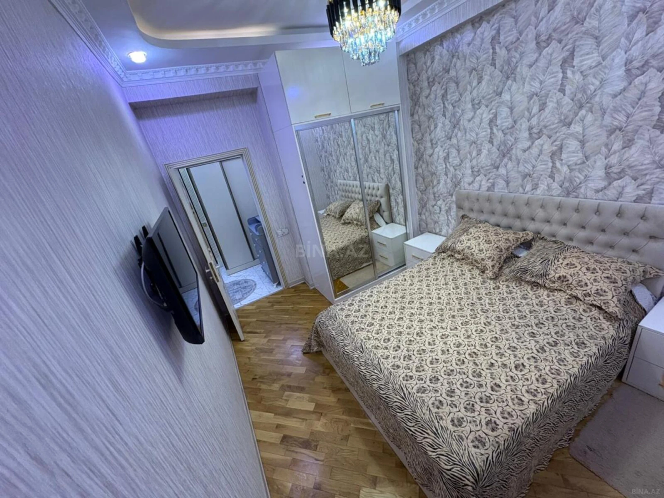 Satılır 2 otaqlı mənzil 65 m²