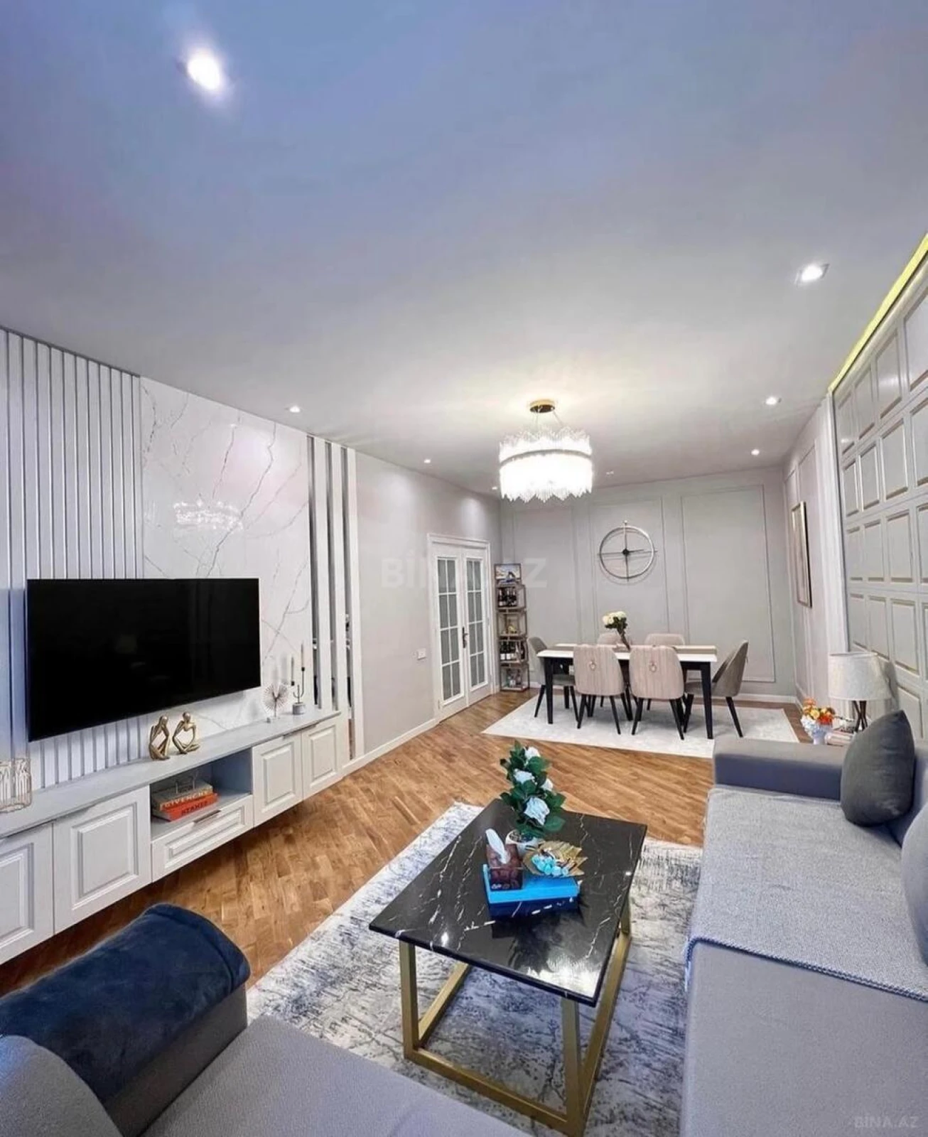 Satılır 2 otaqlı mənzil 109 m²