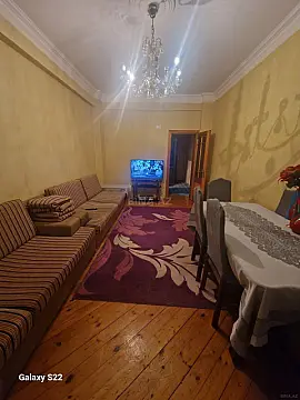 Satılır 2 otaqlı mənzil 86 m²
