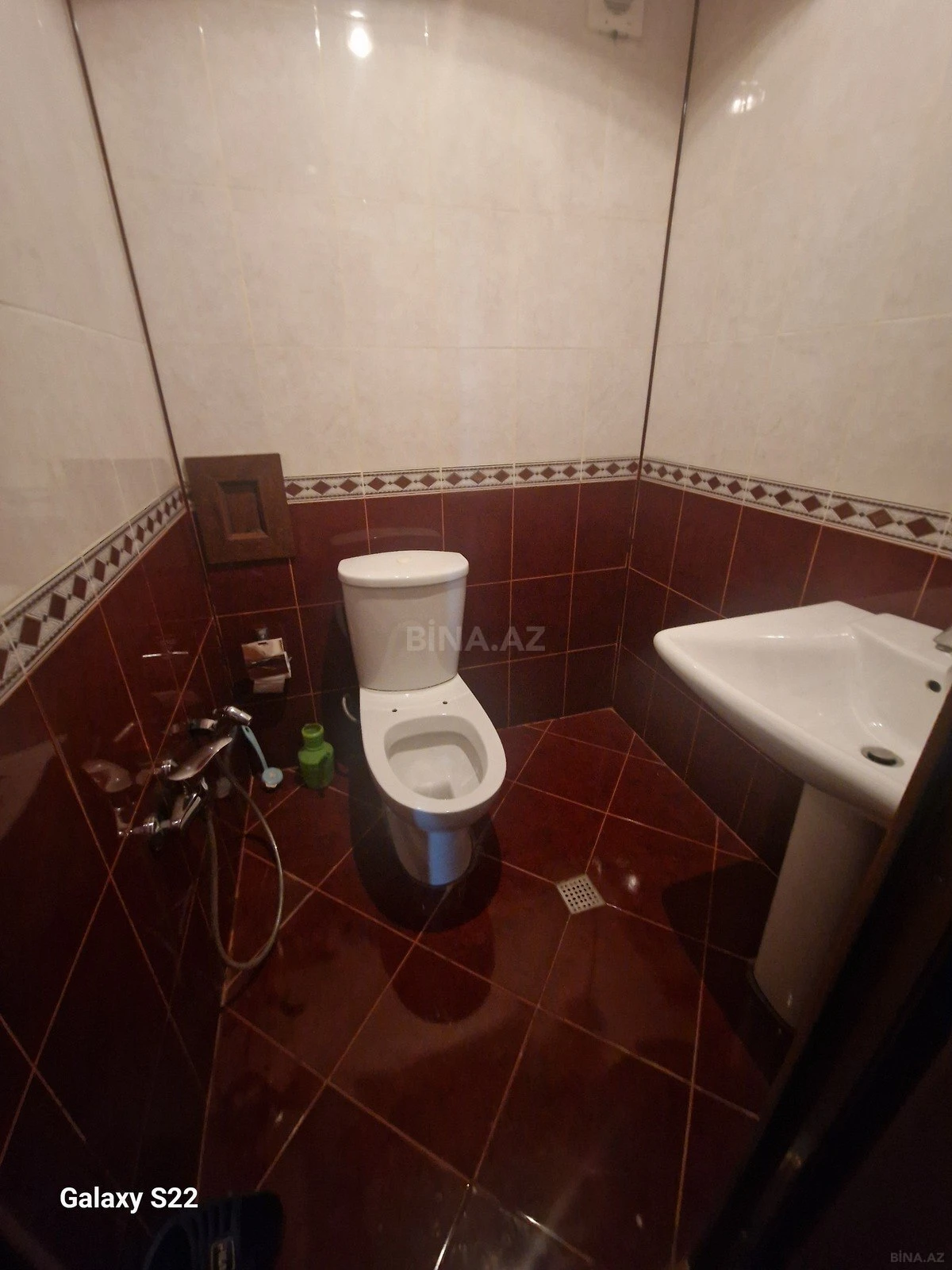 Satılır 2 otaqlı mənzil 86 m²