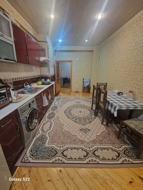 Satılır 2 otaqlı mənzil 86 m²