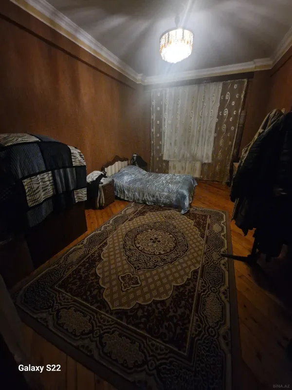 Satılır 2 otaqlı mənzil 86 m²