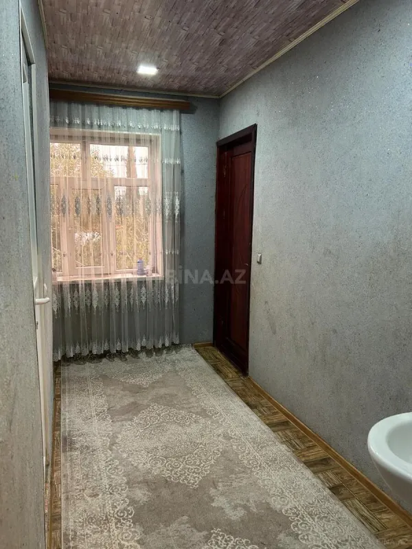 Satılır 7 otaqlı həyət evi 220 m²
