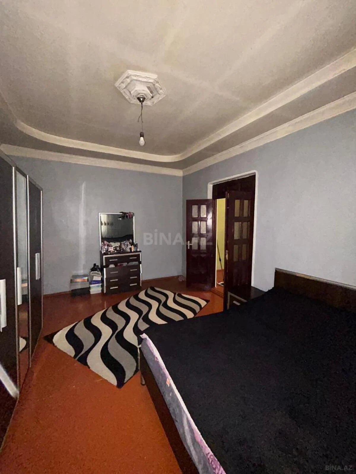Satılır 7 otaqlı həyət evi 220 m²