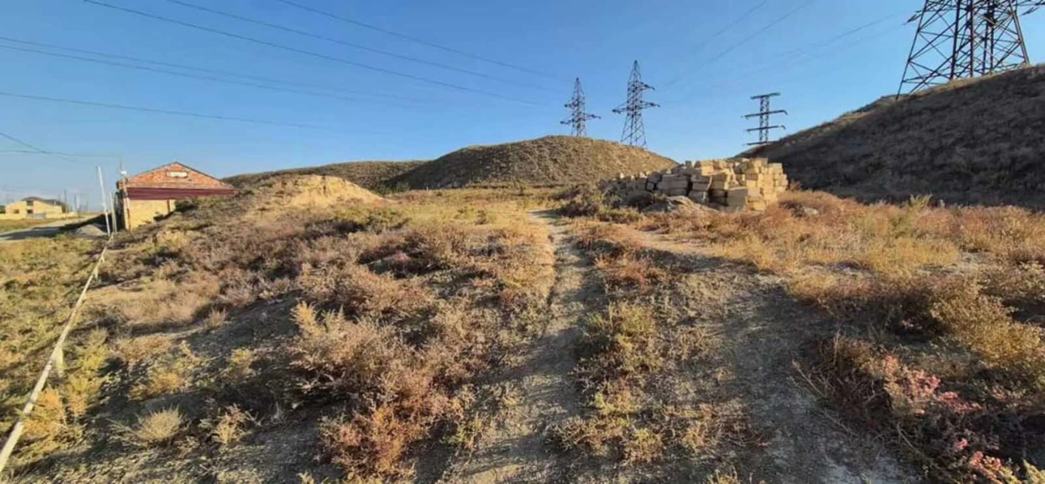 Satılır torpaq sahəsi 15 m²