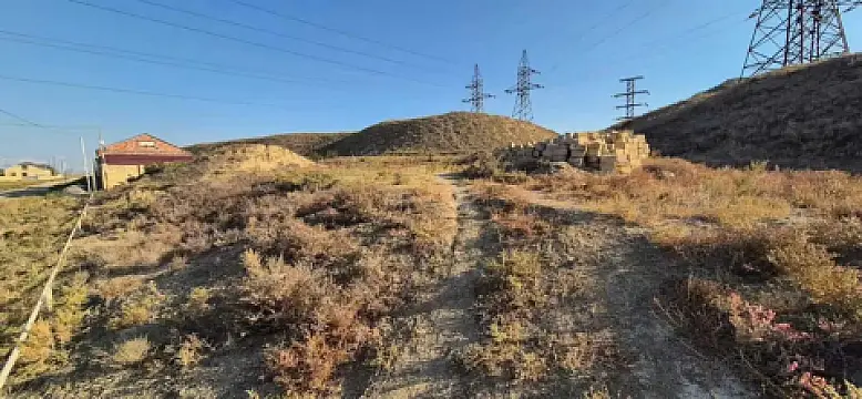 Satılır torpaq sahəsi 15 m²