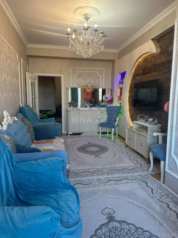 Satılır 3 otaqlı mənzil 100 m²