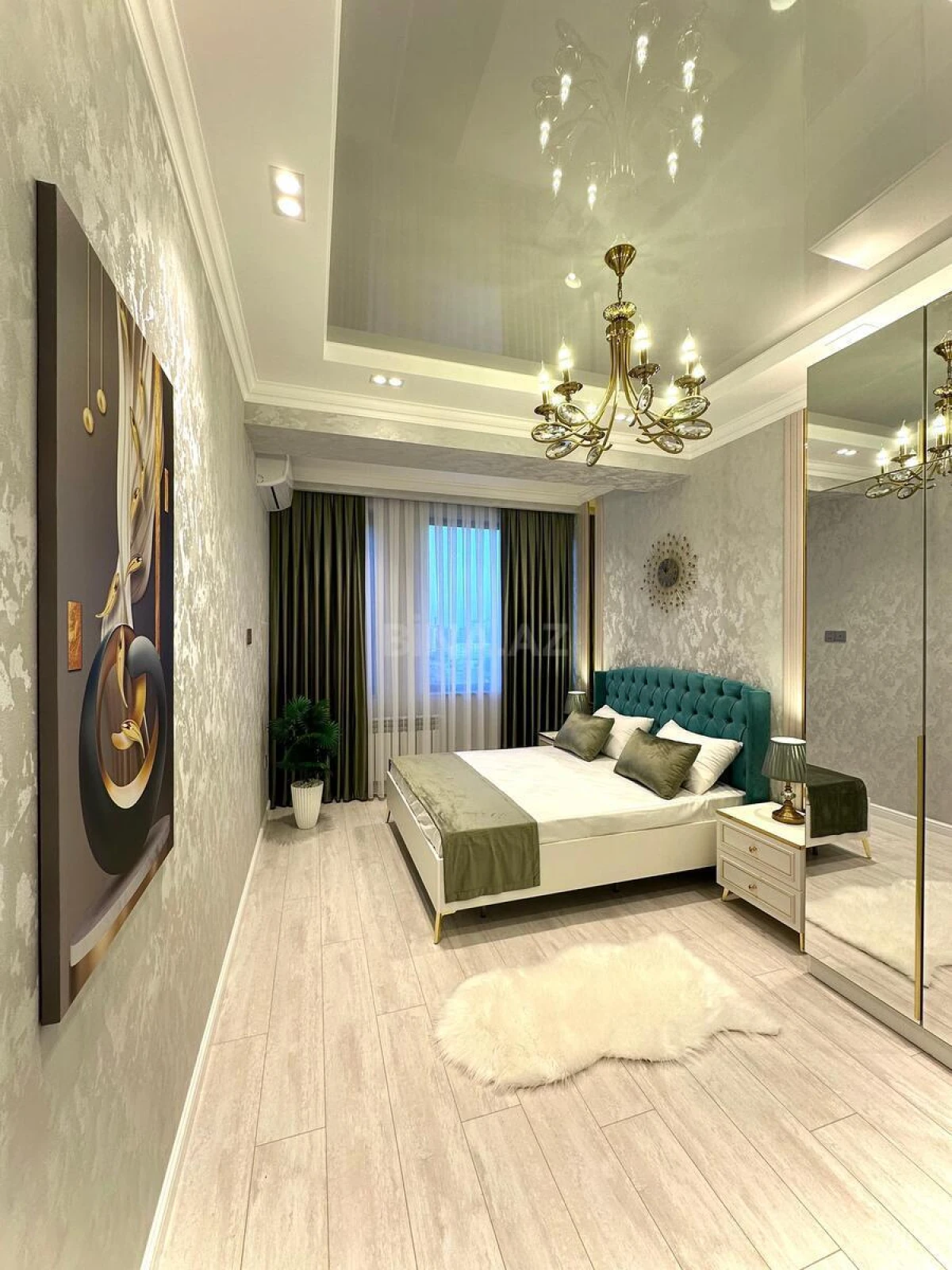 Satılır 2 otaqlı mənzil 71 m²