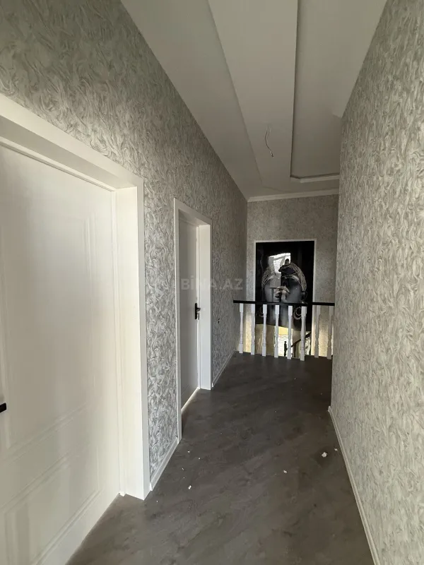 Satılır 6 otaqlı həyət evi 190 m²